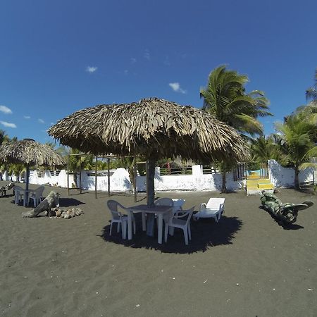 Marbella Eco Lodge Monterrico Ngoại thất bức ảnh