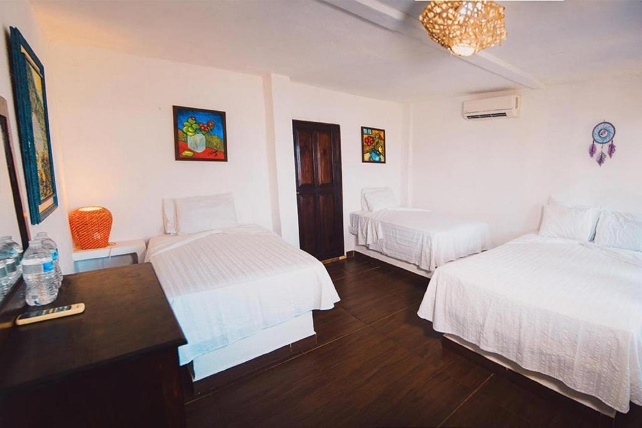 Marbella Eco Lodge Monterrico Ngoại thất bức ảnh