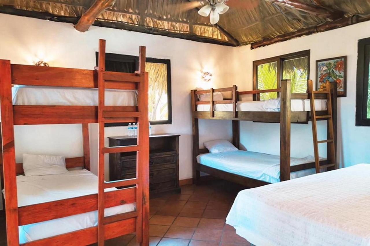 Marbella Eco Lodge Monterrico Ngoại thất bức ảnh