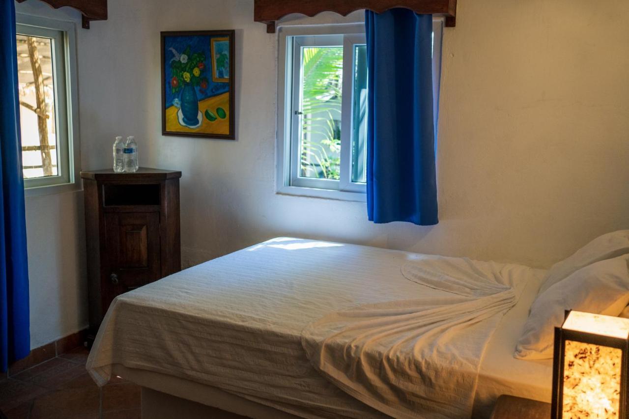 Marbella Eco Lodge Monterrico Ngoại thất bức ảnh
