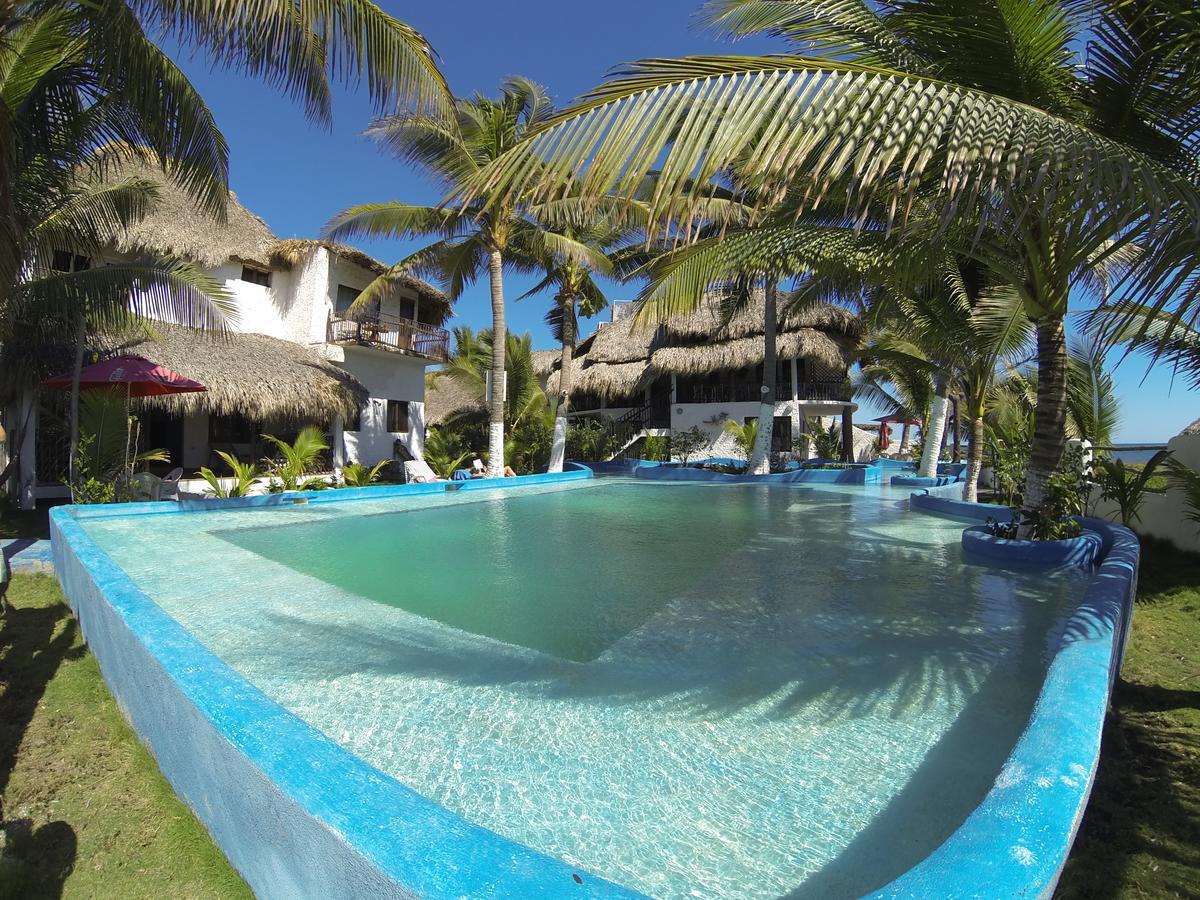 Marbella Eco Lodge Monterrico Ngoại thất bức ảnh